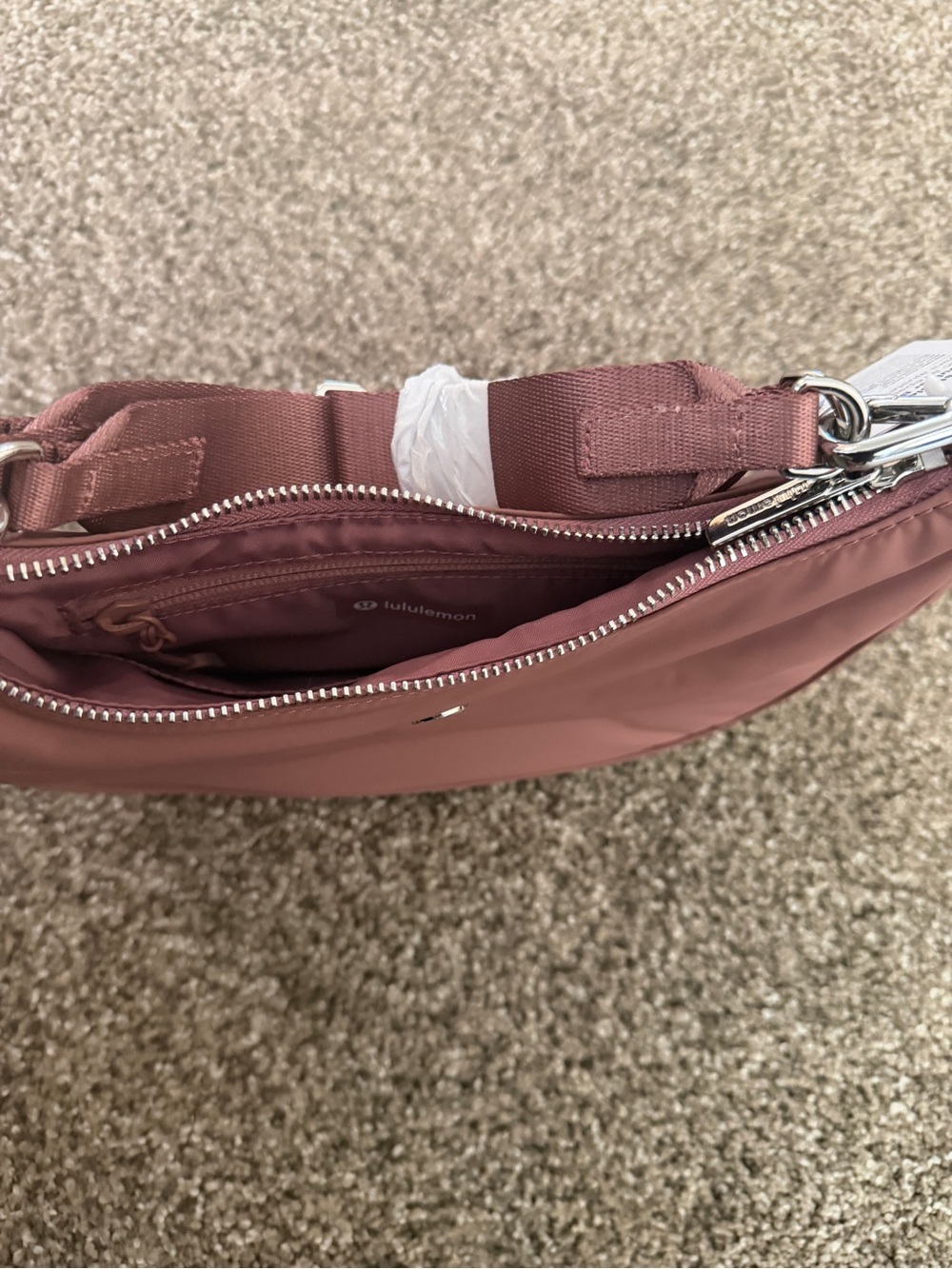 lululemon athletica Women's Mauve Shoulder Crossbody Bag - Picture 3 of 4
